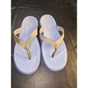 Crocs Womens Blue Thong Sandals 7